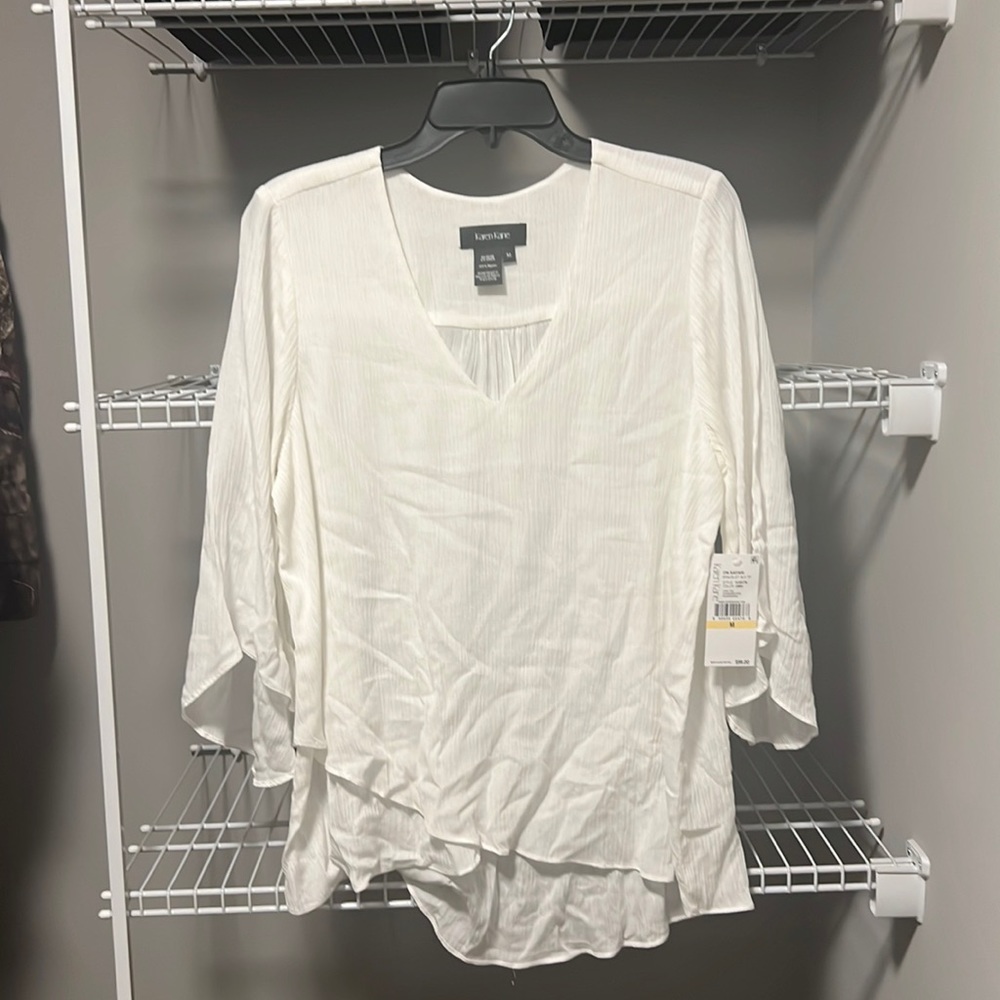 NWT * Karen Kane White Bracelet Sleeve Top Size Medium